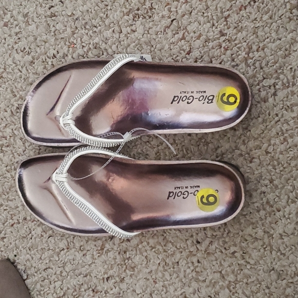 Bio-Gold, Made in Italy Sandals - Picture 1 of 5